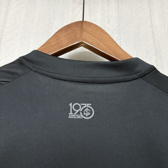Camisa Internacional III Bordado 26/27 Torcedor Masculina - Imagem 3