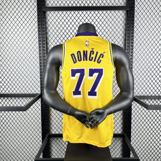 Camisa Los Angeles Lakers #77 Dončić NBA Masculina - Imagem 2