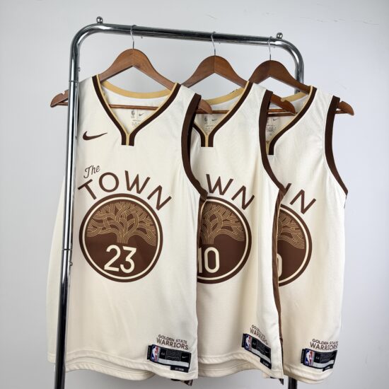 The Town #30 Curry - Imagem 3