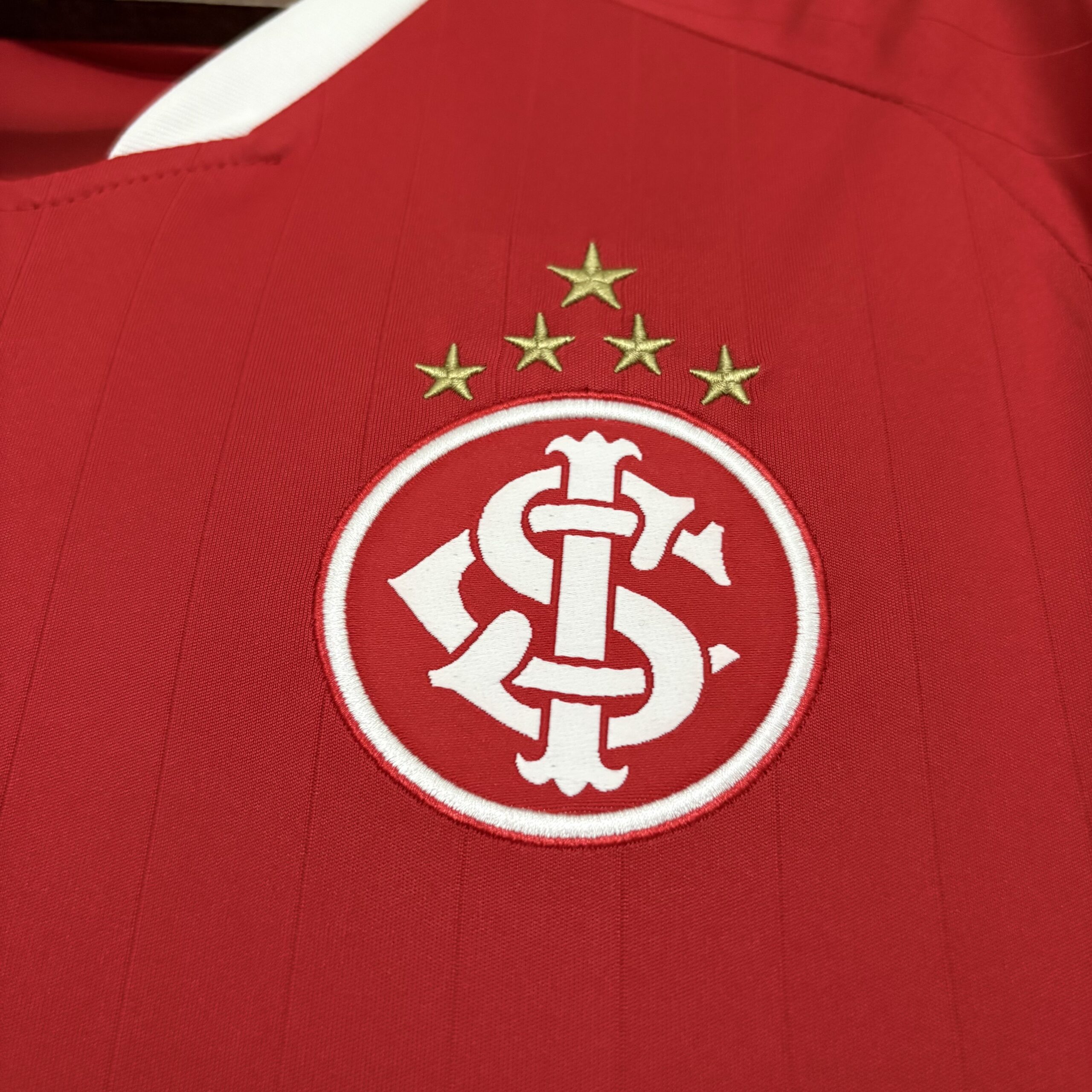 Camisa Internacional 26/27 Torcedor Masculina - Imagem 3