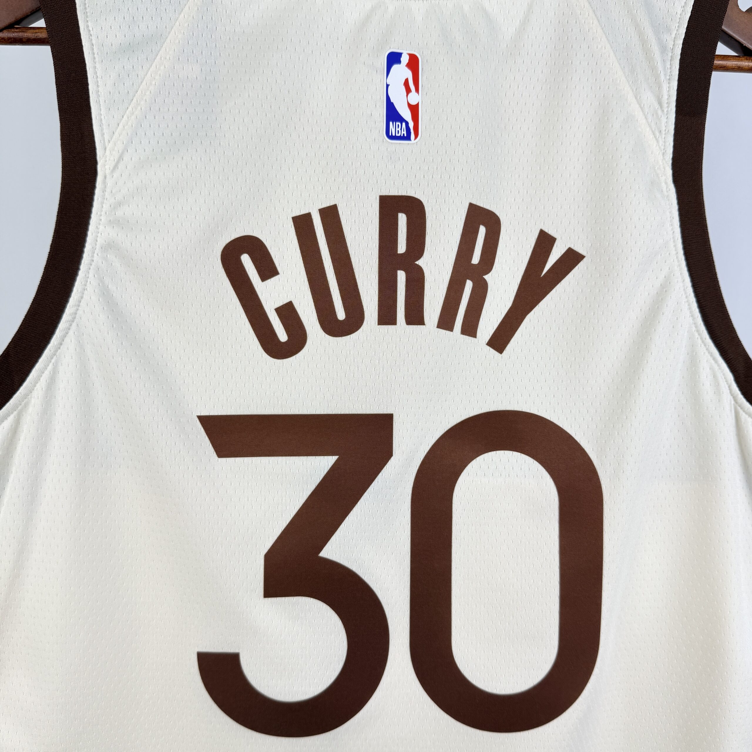 The Town #30 Curry - Imagem 6