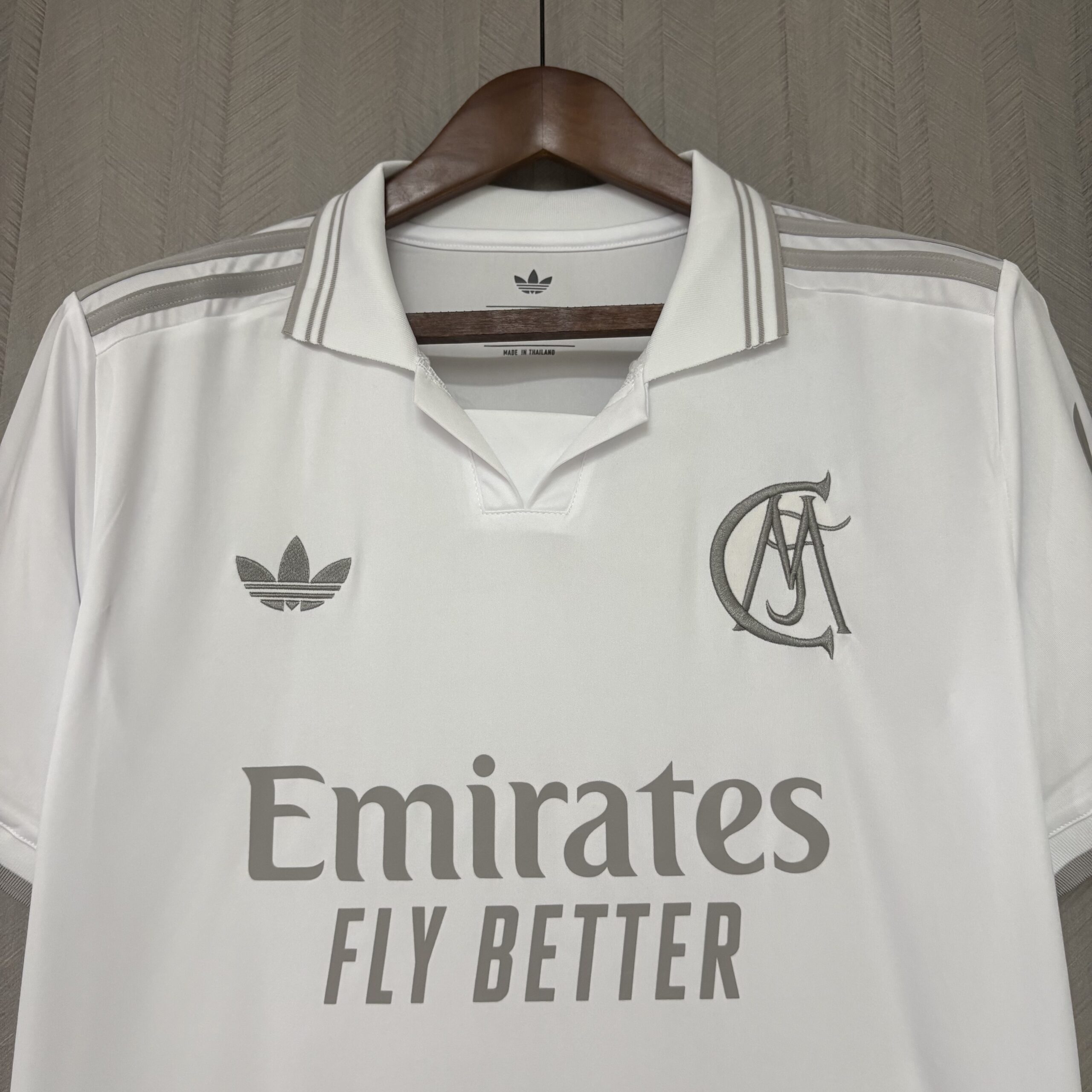 Camisa Real Madrid Cinza 26/27 Torcedor Masculina - Imagem 4