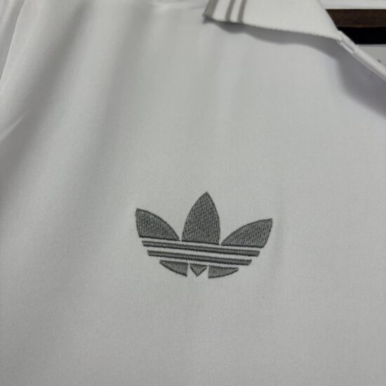 Camisa Real Madrid Cinza 26/27 Torcedor Masculina - Imagem 2
