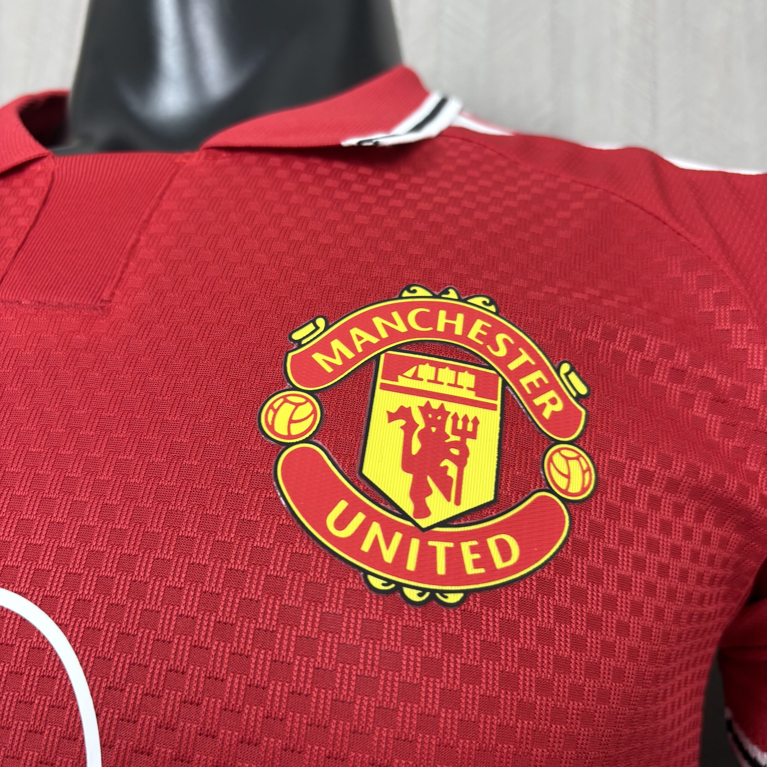 Camisa Manchester United I Bordado 26/27 Jogador Masculina - Imagem 3