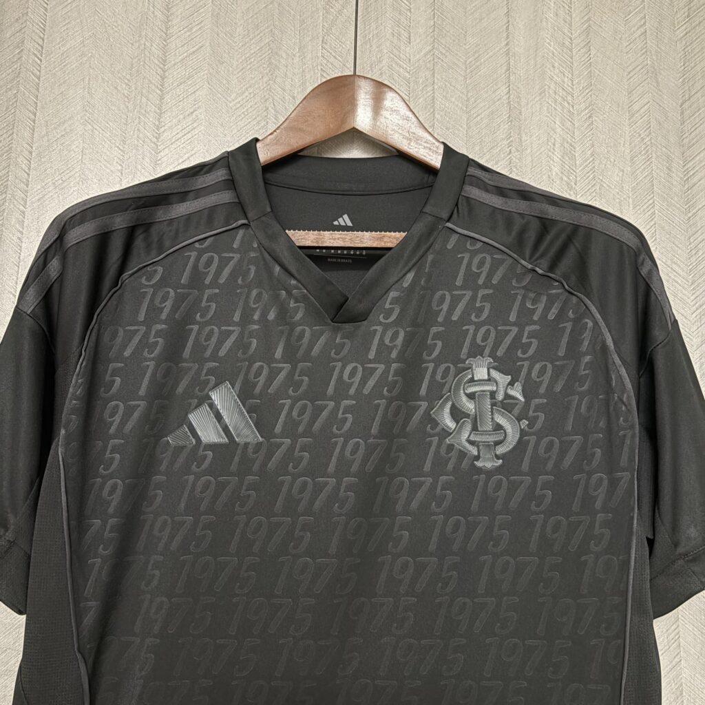 Camisa Internacional III Bordado 26/27 Torcedor Masculina
