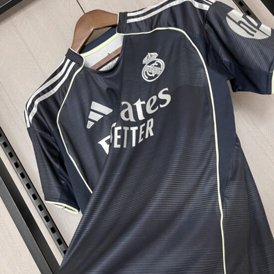 Camisa Real Madrid II 25/26 Torcedor Masculina - Imagem 5