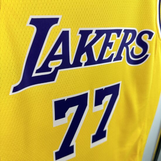 Camisa Los Angeles Lakers #77 Dončić NBA Masculina - Imagem 7
