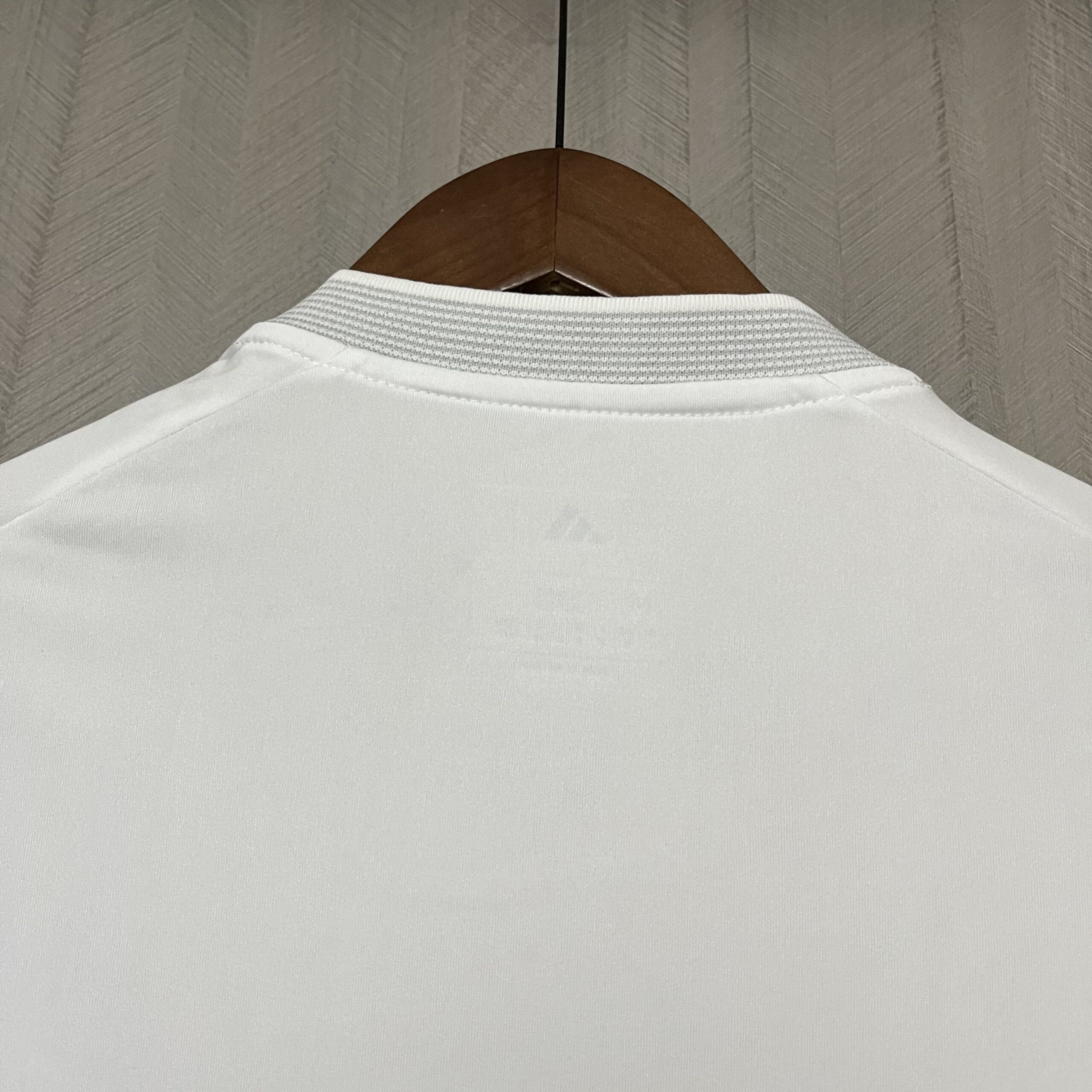 Camisa Real Madrid I 25/26 Torcedor Masculina - Imagem 3