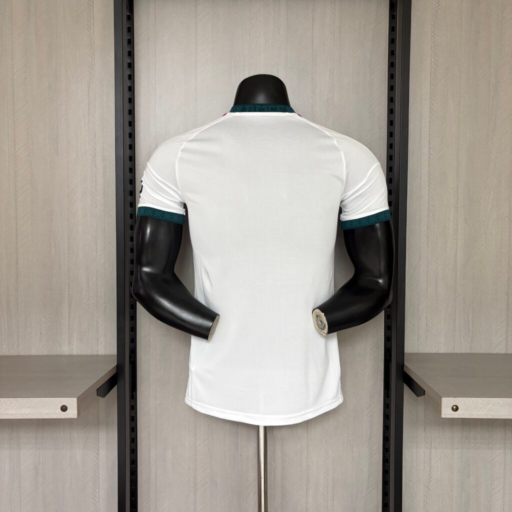 Camisa Real Madrid I Bordado 26/27 Jogador Masculina