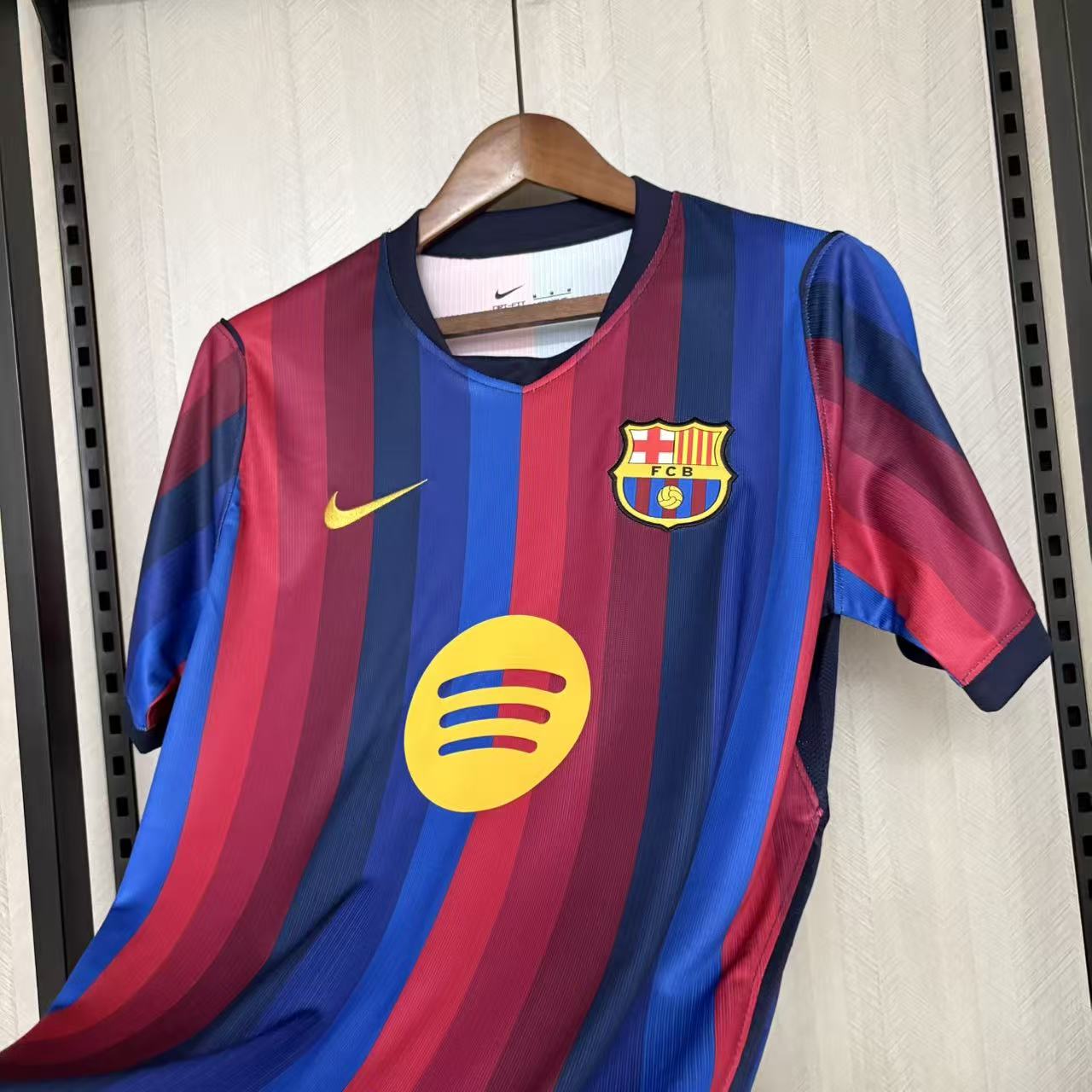 Camisa Barcelona I 26/27 Torcedor Masculina - Imagem 6