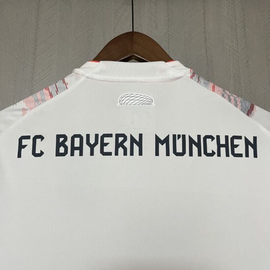 Camisa Bayern de Munique II 25/26 Torcedor Masculina - Imagem 3