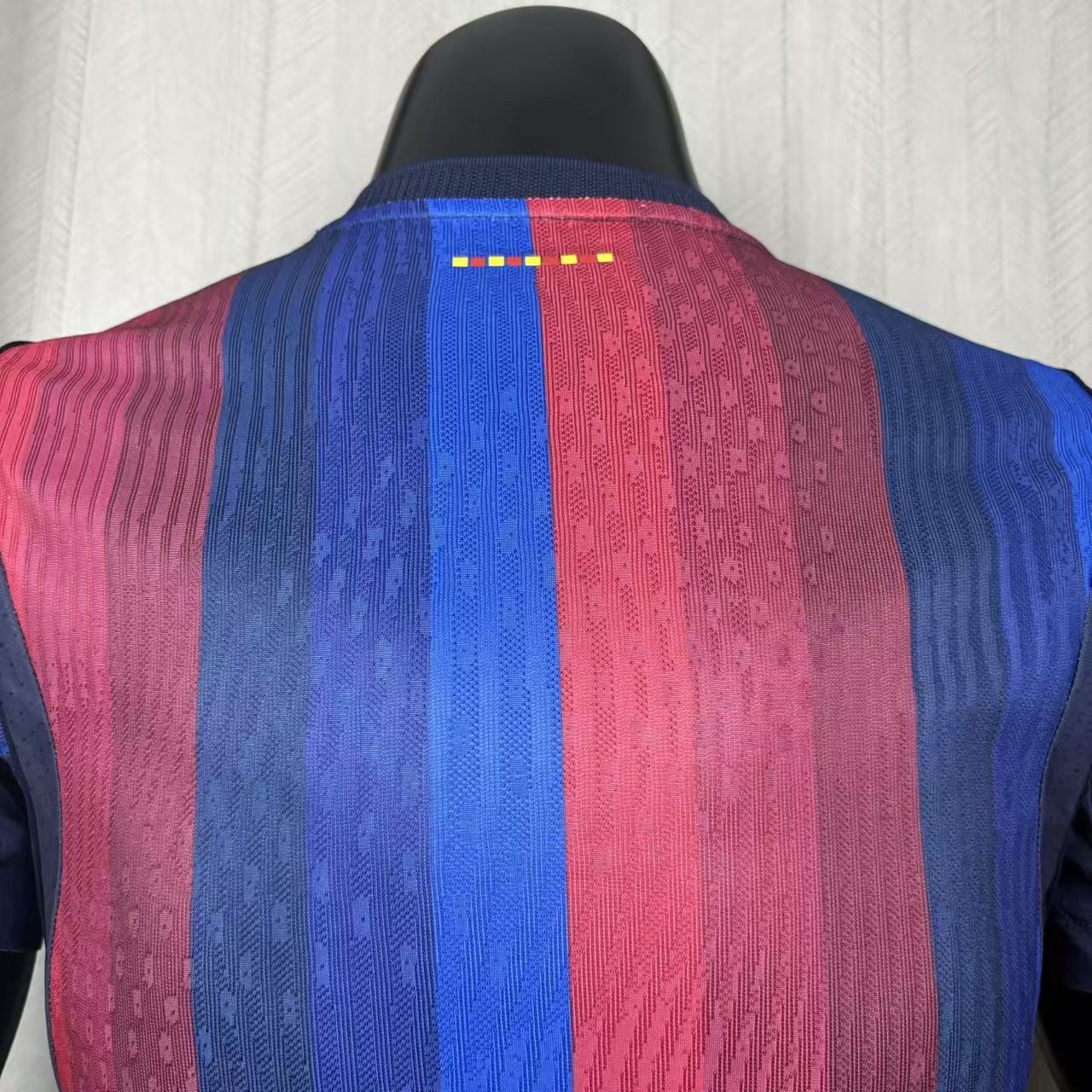 Camisa Barcelona I Bordada 26/27 Jogador Masculina - Imagem 6