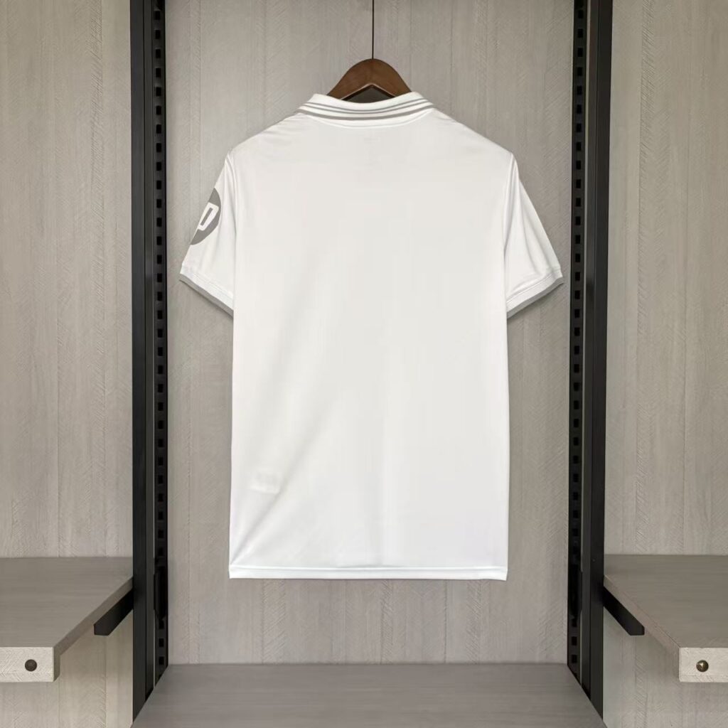 Camisa Real Madrid Cinza 26/27 Torcedor Masculina