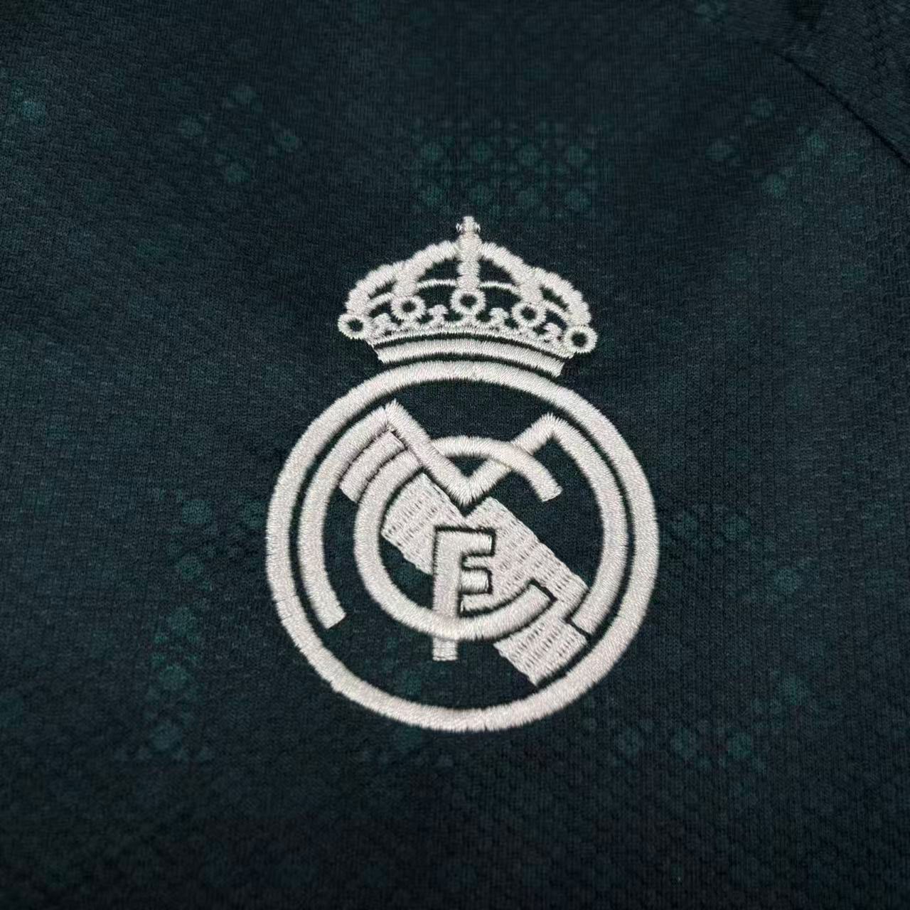 Camisa Real Madrid II 26/27 Torcedor Masculina - Imagem 3