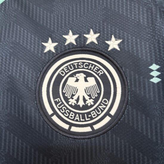 Camisa Alemanha II 25/26 Torcedor Masculina - Imagem 8