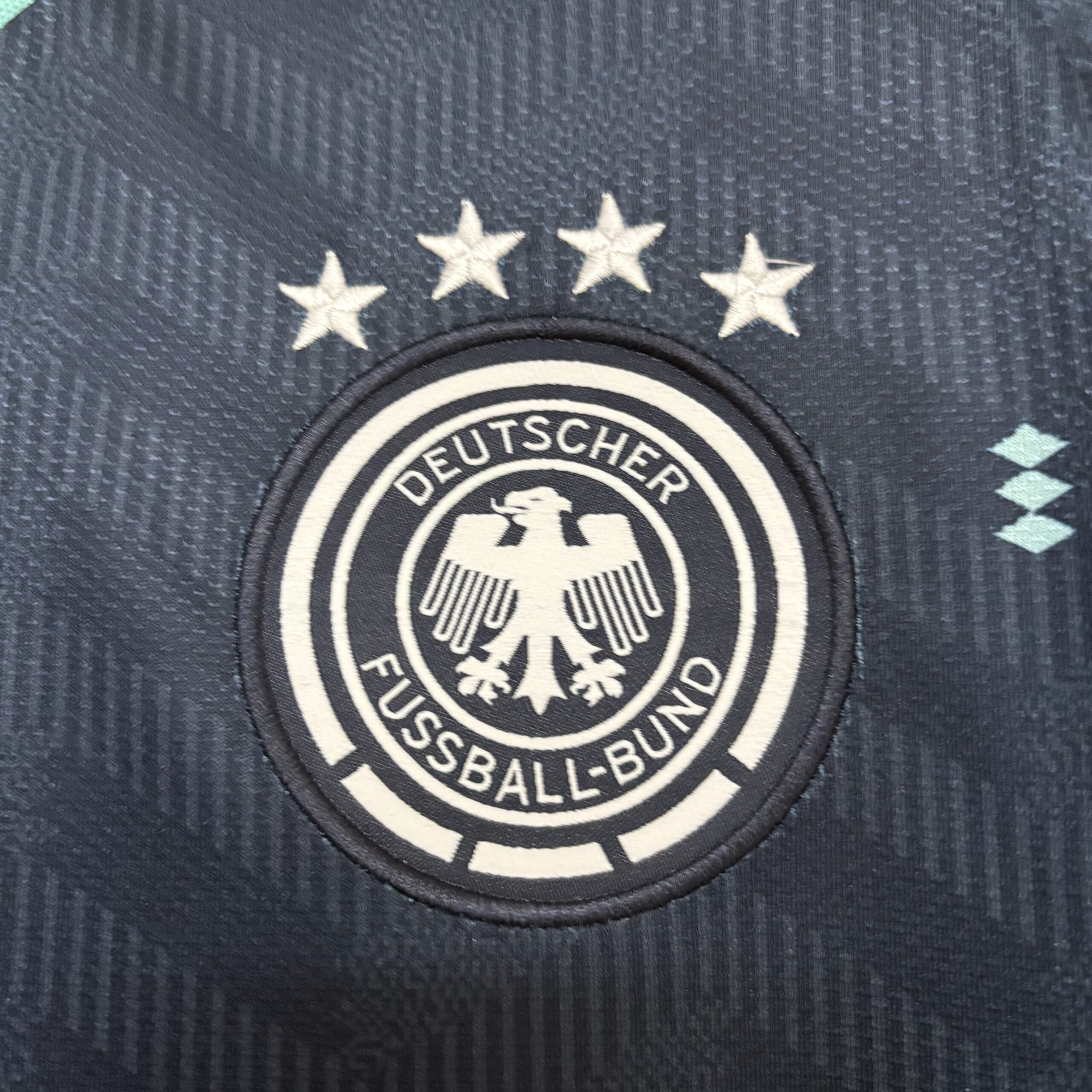 Camisa Alemanha II 25/26 Torcedor Masculina - Imagem 8